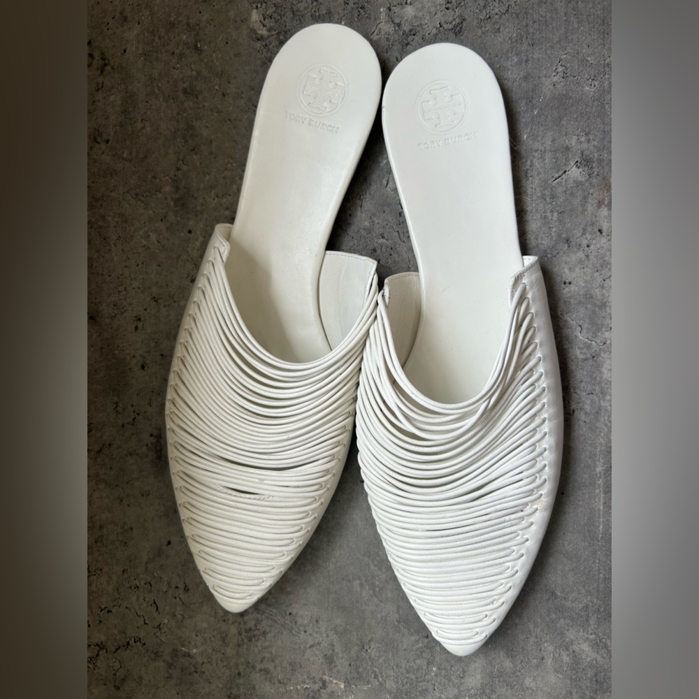 Offers Welcome!! Once worn! Tory Burch Sienna Pointy Toe Leather Mule - Size 11